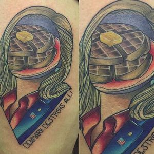 Leslie Knope waffle face by Jay Joree (via IG -- texas.tattoos) #jayjoree #parksandrec #parksandrectattoo #parksandrecreation #parksandrecreationtatto