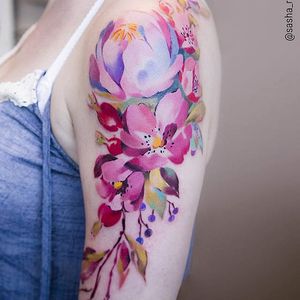 Beautiful Bouquet by Sasha Marsh (via IG-sasha_rdrvn) #tattooartist #artist #watercolor #color #flowers #SashaMarsh