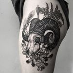 Ram Skull by Rebecca DeWinter (via IG-rebeccadewinterttt) #ram #skull #flowers #nature #arrow #illustrative #black #rebeccadewinter