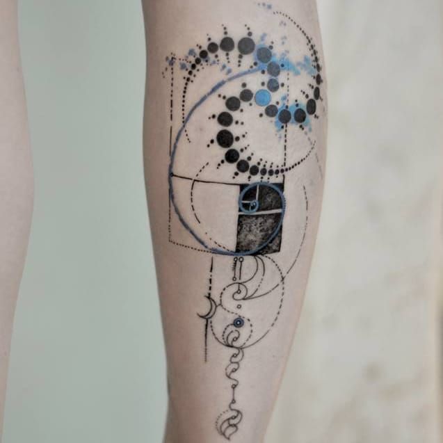 40 Amazing Fibonacci Tattoo Designs | TattooAdore | Fibonacci tattoo, Shape  tattoo, Geometry tattoo
