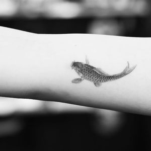Fish tattoo by Evan Kim #animaltattoo #fishtattoo #linework #dotshading #blackwork #evantattoo #evankim #West4Tattoo #nyc