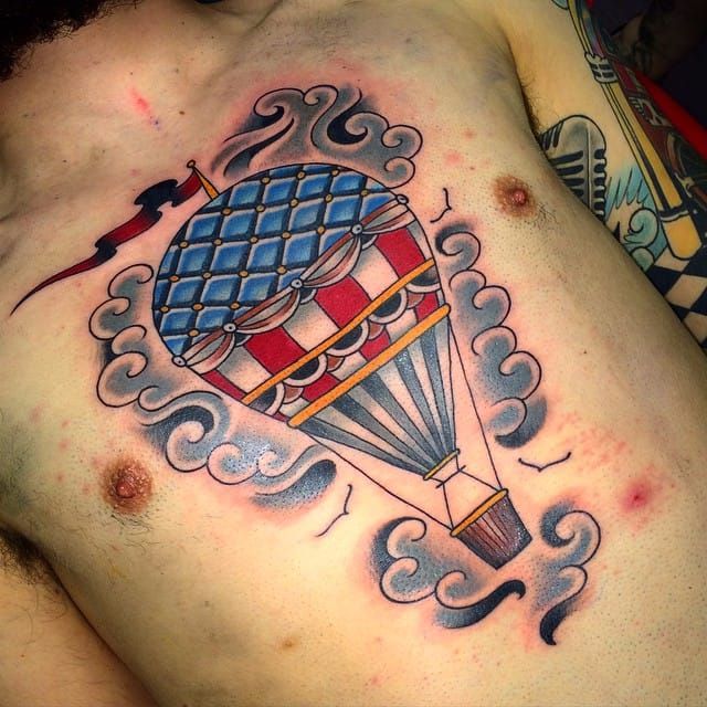 Tatuaje de globo por Daryl Williams