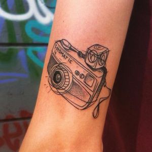 Camera tattoo by Jules Wenzel #JulesWenzel #illustrative #sketch #sketchstyle #blackwork #blckwrk #camera