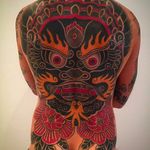 Beautiful and massive back tattoo done by Horiokami. #HORIOKAMI #horimono #MushinStudio #JapaneseTattoo #backpiece #kingflower