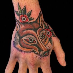 Fox Tattoo by Gordon Combs #fox #traditional #traditionalanimal #animal #traditionalartist #GordonCombs