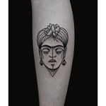 Frida Kahlo tattoo by Helen Hitori  #FridaKahlo #Frida #dotwork #blackwork #HelenHitori