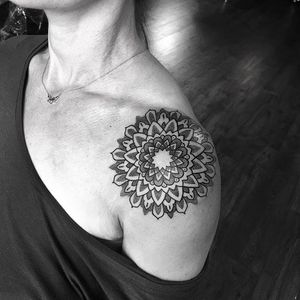 Geometric Tattoo by Ema Sweeney #geometric #geometrictattoo #geometrictattoos #dotwork #blackwork #geometricdotwork #blackdotwork #EmaSweeney
