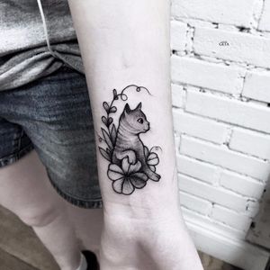 Cute cat tattoo by Katya Geta #KatyaGeta #blackwork #dotwork #cat