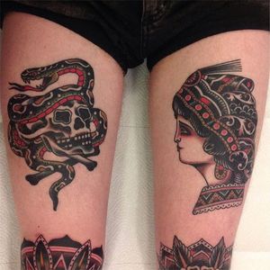 Kickass skull and crossbones with a snake by Johann Ingemar (IG—sign_of_the_wolf). #bangers #bold #dark #JohannIngemar #ladyhead #traditional #skull #snake