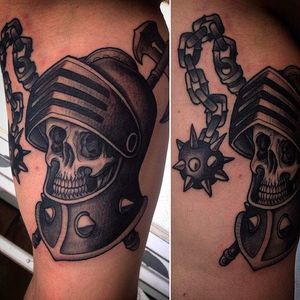 Super clean tattoo of a knight skull in black and grey. #RafaSerrano #LTWtattoo #neotraditional #blackandgrey #skull #knight
