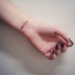 Tiny tattoo by @amzkelso via Instagram #datetattoo #tinytattoo #smalltattoo