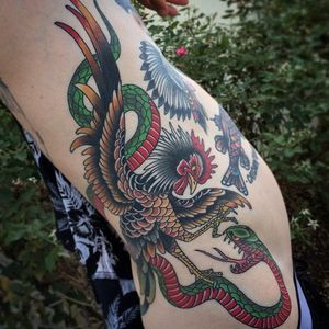 Rooster Snake Tattoo by Fran Massino #rooster #snake #fight #battle #roostertattoo #traditional #traditionaltattoo #americantraditional #classictattoo #FranMassino