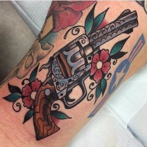 Six Shooter Tattoo by Nicholas Robert Sharratt #SixShooter #SixShooterTattoos #RevolverTattoos #Revolver #Guntattoo #WesternTattoo #WildWest #Cowboy #CowboyTattoo #NicholasRobertSharratt