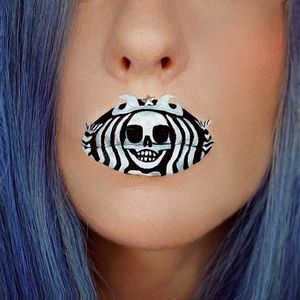 Skull Lip Art by @Ryankellymua #Lipart #Makeupart #Makeup #Ryankellymua #Skull