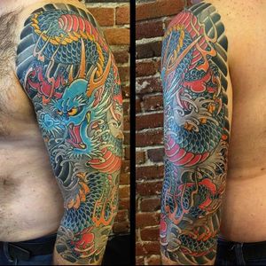 Rad blue dragon sleeve tattoo done by Horisuzu. #Horisuzu #Taku #UnbreakableTattoo #JapaneseTattoo #dragon #ryu #japanese #bluedragon