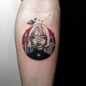 Black and red illustration tattoo by Zihae. #southkorean #southkorea #zihae #blackandred #red #illustrative #girl