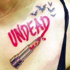 It's not just about finger tattoos. Undead design by Allan Graves #AllanGraves #undead #lipstick