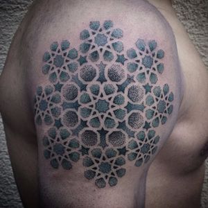 Tattoo by Manuel Zellkern #geometric #geometrictattoo #geometrictattoos #dotwork #dotworktattoo #pattern #patterntattoo #ManuelZellkern