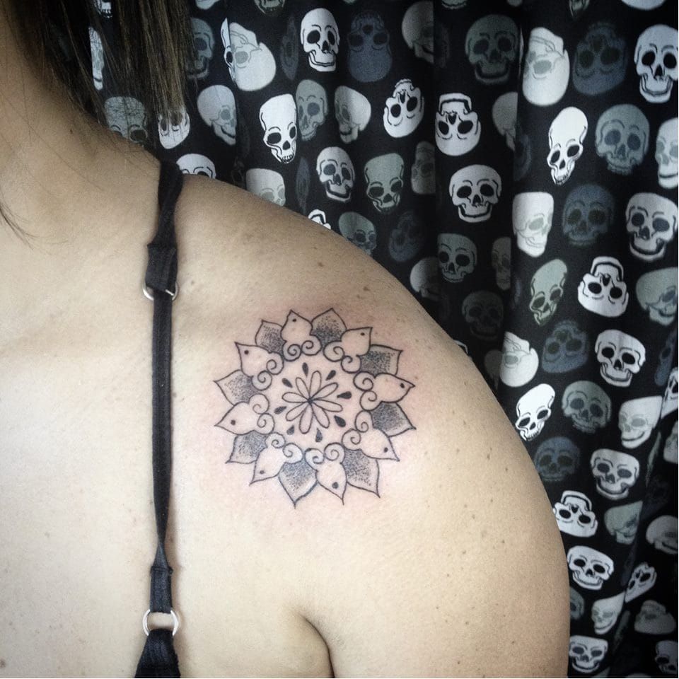 Tattoo Rompa Tattoo uploaded by Filipe Lopes • Tattoodo