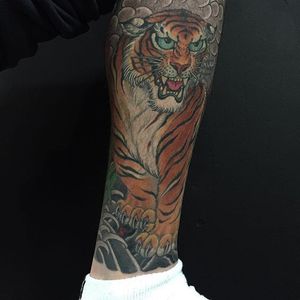 Tiger leg-sleeve. By Chris Garver. (via - @chrisgarver) #TigerSleeve #JapaneseTiger #Tiger #Japanese #JapaneseTigerSleeve