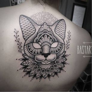 Tatuaje de gato por Bastartz #Bastartz #blackwork #geometric #mandala #cat