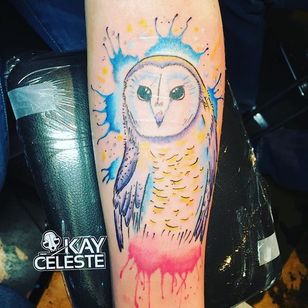 Tatuaje de búho en acuarela de Kayleigh Celeste