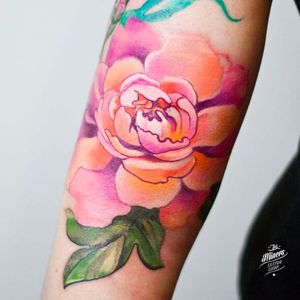 Peony tattoo by Maya Kubitza #MayaKubitza #Poland #flower #color #art #peony #watercolor