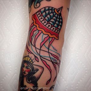 Jellyfish Tattoo by Tony Talbert #TraditionalTattoos #OldSchoolTattoos #ClassicTattoos #TraditionalTattoo #TraditionalArtists #TonyTalbert