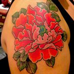 Peony flower tattoo by Chris Nunez #ChrisNunez #color #Japanese #flower #peony #leaves #floral #plant #nature #pink