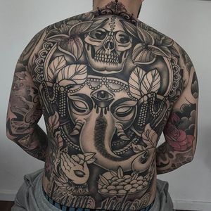 Massive Ganesha back tattoo by Didac Gonzalez. #DidacGonzalez #neotraditional #ganesha #backpiece