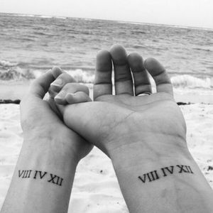 Date tattoos, artist unknown, by IG-inked_up_tattoos #datettattoos #matchingtattoos #tinytattoos #smalltattoos (Photo: Instagram)