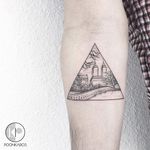 Fine line tattoo by Karry Ka-Ying Poon. #KarryKaYingPoon #Poonkaros #fineline #blackandgrey #pointillism #triangle #city #linework