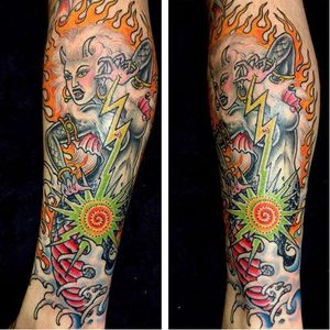 A sea witch slinging lightning bolts by Ben Siebert (IG—bensiebert). #BenSiebert #bold #colorful #traditional #seawitch