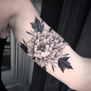 Peony bloom by Lazer Liz (via IG-lazerliz) #flowers #peony #neotraditional #blackandgrey #bangbangnyc #lazerliz