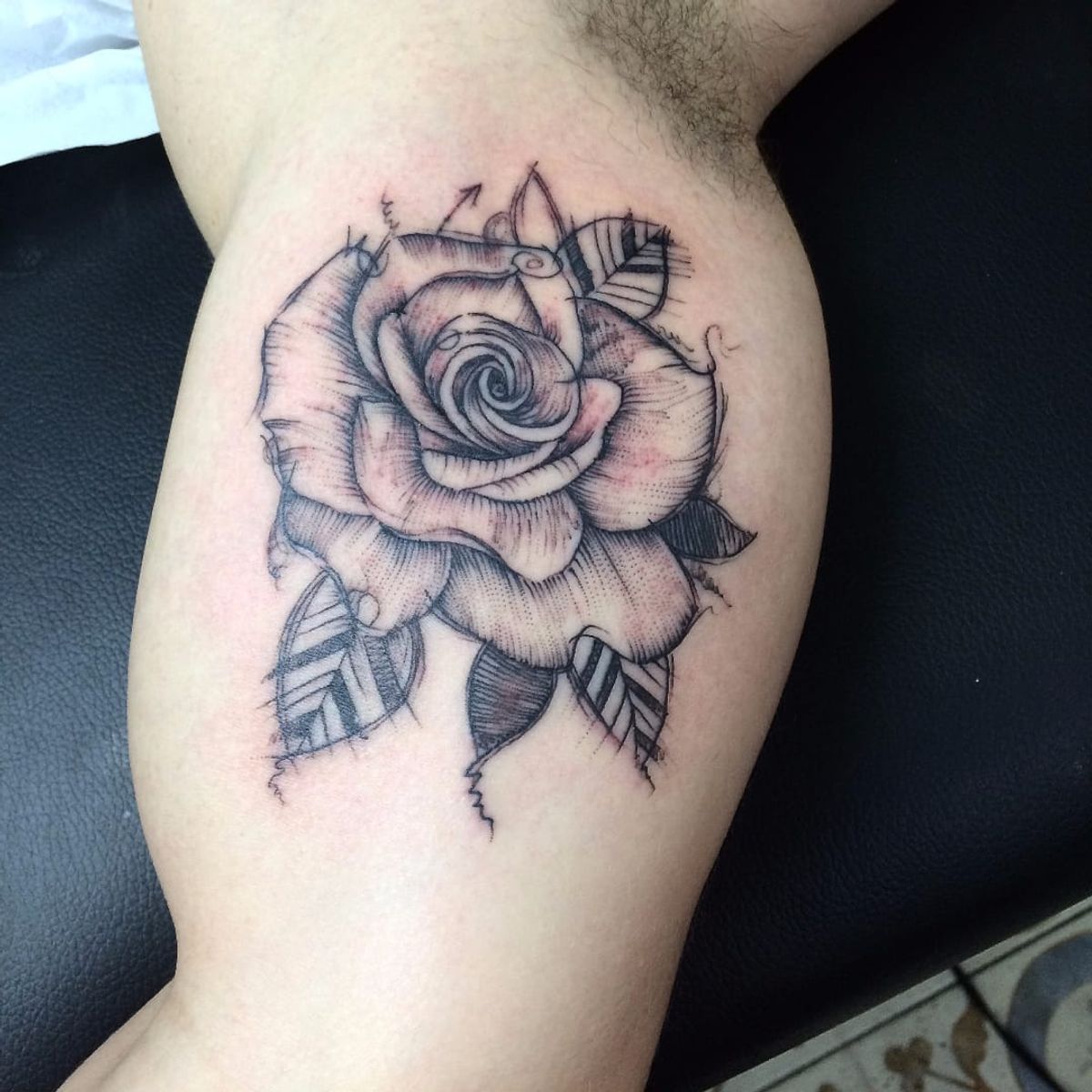 Tattoo uploaded by Rafaela Marchetti • Linda rosa por Felipe Cruz! # ...