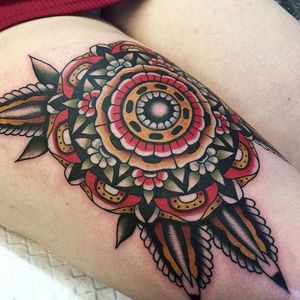 A wonderful floral mandala from Tommy Doom's body of work (IG—tommydoom). #floral #mandala #TommyDoom #traditional