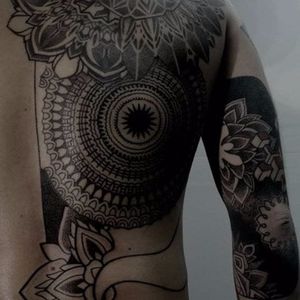Tattoo by Milly Macis on Instagram #MillyMacis #geometric #dotwork #newtribal #mandala #boldlines #pattern