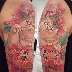 Maneki Neko cat and Peony by Janice Bao Bao (via IG-janice_baobao) #painterlystyle #flower #flowers #janicebaobao #soft #feminine