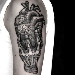 Dark anatomical heart tattoo #anatomicalheart #anatomical #HanBumLee #blackwork