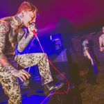 Frank Carter performs #FrankCarter #tattooing #TheRide #music