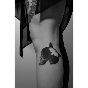 Pointillism tattoo by Pawel Indulski. #PawelIndulski #pointillism #dotwork #geometric #negativespace #skull #moth