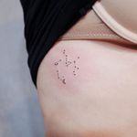 Constellation by Witty Button Tattoos (via IG-wittybutton_tattoo) #microtattoo #color #tinytattoo #WittyButton