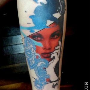 Tatuagem premiada em primeiro lugar na categoria Art Fusion, na 2º Canoas Tattoo Fest 2016 #RenataJardim #coloridas #watercolor #aquarela #pretoecinza #blackandgrey #talentonacional #grupoamazon #starbritecolors #brasil #portugues