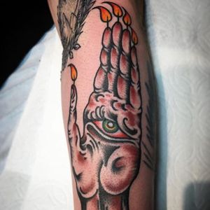 A solid hand of glory by Chad Koeplinger (IG—chadkoeplinger). #ChadKoeplinger #handofglory #traditional