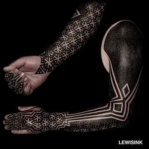 Some of Lewis Ink's mind-blowing geometric blackwork (IG—lewisink). #blackwork #geometric #LewisInk #sleeves