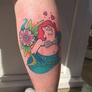 Peter Griffin Tattoo by Jools Hautsuenden #petergriffin #familyguy #cartoon #animation #sitcom #entertainment  #JoolsHautsuenden