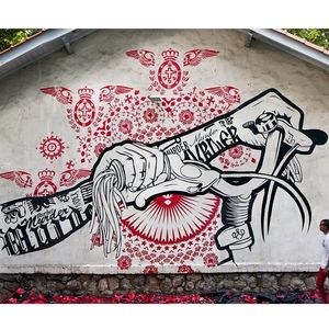 Mural by Chifumi #Chifumi #art #streetart #mural #hands #tattooedarms #graphic #illustration #fashion