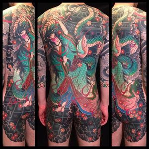 Incredible backpiece Japanese Style tattoo of a battle with a snake #MarcoSerio #Japanesestyle #snake