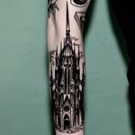Blackwork cathedral tattoo by Ilja Hummel. #blackwork #cathedral #IljaHummel #architecture #architecturetattoo