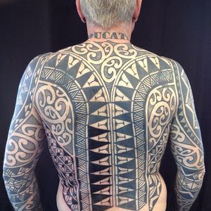 Freehand Tattoo by Curly Moore #FreehandTattoos #FreehandTattoo #FreehandTattooArtist #Blackwork #Tribal #Geometric #Patternwork #FreehandBlackwork #CurlyMoore
